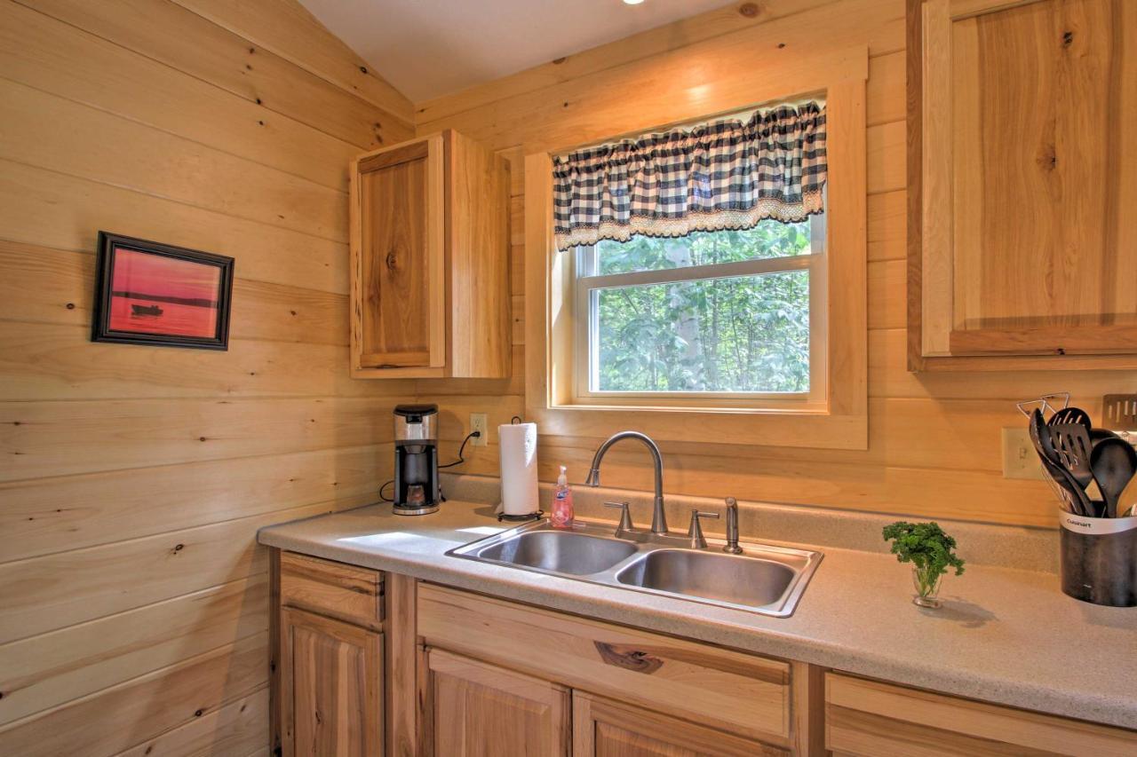 Family Cabin With Beach Access On Panther Pond Raymond Extérieur photo
